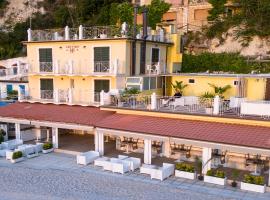 Hotel Residence Arturo，位于锡罗洛的酒店