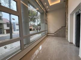 Torre Paran&aacute;，位于巴拉那的自助式住宿