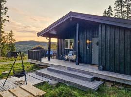 Gorgeous Home In Lillehammer With Wifi，位于利勒哈默尔的酒店