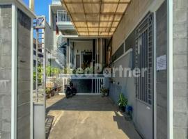 Villa Dua Dua RedPartner，位于特勒贡的酒店