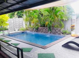 SimoyNorte Private Resort Beneg, Botolan, Zambales, Philippines，位于Zambales的酒店