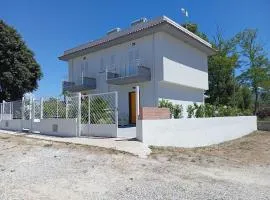 casa Yellow sul mare con spiaggia privata