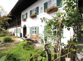 "Das Beste der Region" Gut Stohrerhof am Ammersee bei München, Nähe Neuschwanstein Ferienhaus，位于迪森阿姆阿梅尔塞的酒店