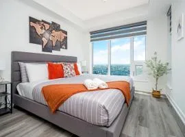 Modern 1BR Condo - King bed - Cityscape Views