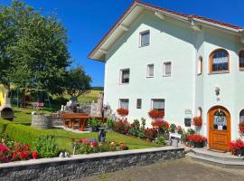 Ferienwohnung Haus Elfriede，位于诺伊基兴的酒店