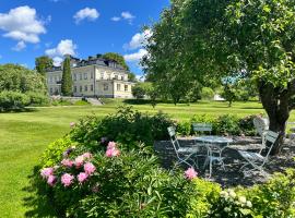 Färna Herrgård & Spa，位于Färna的乡间豪华旅馆