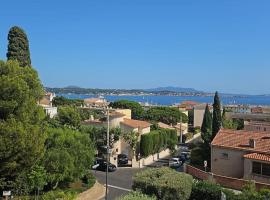 Petit Paradis à Bandol t4 piscine clim Parking Fibre Coffre-fort，位于邦多勒的酒店