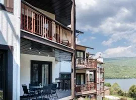 Beautiful Condo 3-Eleven at Tremblant