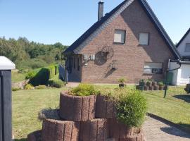 FeWo Eifel-Oase mit Garten，位于梅谢尼希的酒店