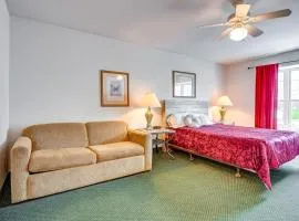Near Lake Huron Shoreline! Studio w/ Resort Perks