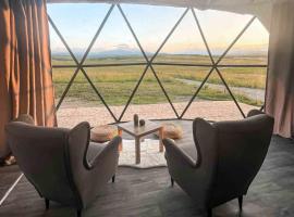 Chief Mountain Cabins，位于Carway的酒店