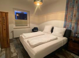 Rotterdam: Messe/Business/FeWo，位于希尔登的酒店