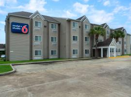 Motel 6 Breaux Bridge, LA，位于Breaux Bridge的酒店