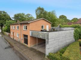 Stunning Apartment In Kjellerup，位于Kjellerup的酒店