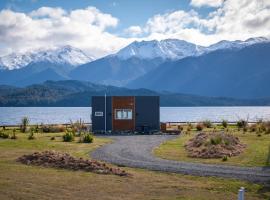 Tiny Piece of Paradise - Te Anau Tiny House，位于蒂阿瑙的酒店