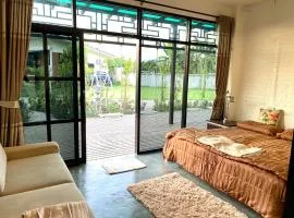 Chiangmai Courtyard Residence บ้านสวนสวย บ้านถวาย