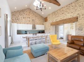 Cabana & Maison sur les hauteurs - Proche Cluny，位于Jalogny的酒店