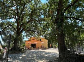 Villa Ustoma，位于索拉诺的酒店