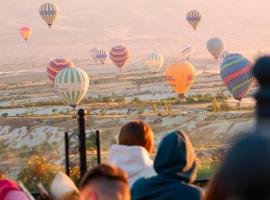 Cappadocia Fairy Chimneys Selfie Cave Hotels - Special Class，位于乌奇希萨尔的酒店