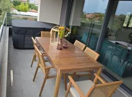 Penthouse HEDONIST with hidromassage bath