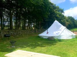 Abney View Bell Tent，位于Bradwell的豪华帐篷