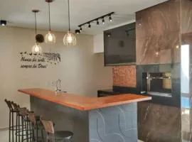 Casa com Piscina Aquecida e Wi-Fi