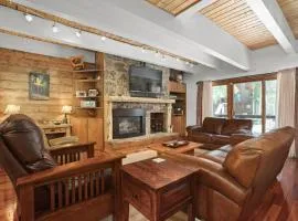 Private Indoor Hot Tub! Pool - Walking Distance to Mountain Village