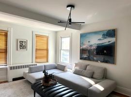 Sweet Escape, 2BR apt in BEACH community, Only 1 hr to NYC!，位于诺沃克的公寓