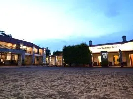 Yagappa Heritage Resort - Near Lake & Bus Stand