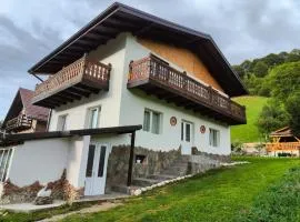 Rustic Charm Bran