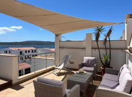 BAHIA 26 by SOM Menorca，位于福尔内利斯的酒店
