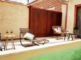 La Moña Casa Rural，位于鲁埃达的酒店