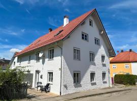 FeWo HoLiDay HouSE Allgäu，位于奥托博伊伦的酒店