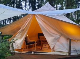 Abenteuer Glamping im Wildgehege im 5 m Zelt，位于瓦尔斯罗德的酒店