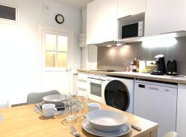 Appart'Village Le Creusot centre - Parking facile - Bus gare TGV 17 min，位于勒克佐的自助式住宿