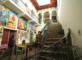 Hostel Cultural Pata y Perro，位于塔里哈的酒店