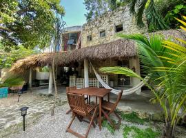 Elmar Hostel，位于巴卡拉尔的酒店