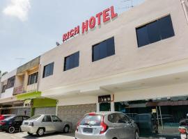 Rich Hotel，位于Kampong Ayer Hitam Batu Satu的酒店