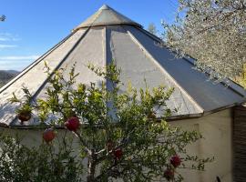 Cortijo alhijra small yurt，位于兰哈龙的豪华帐篷