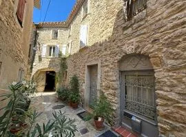 La Barbacane de Cascastel-des-Corbières