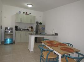 Apartamento Acogedor en Santo Domingo Este Ciudad Juan Bosh，位于La Javilla的酒店