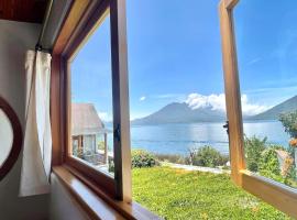 Lakefront Living Lovely Loft, San Marcos, Atitlan，位于圣马科斯拉拉古纳的酒店