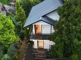 Nutmeg shades Cottage，位于Anachal的酒店