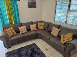Super Cosy Cottage in quiet area VanzylsRus，位于开普敦的酒店