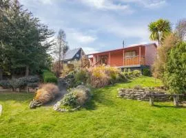 Korimako Ridge - Lake Hawea Holiday Home