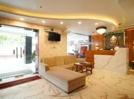 Hotel Marine Blue !! Beach Distance 50 MTS !!