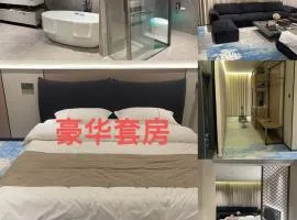 龙腾国际酒店，位于马尼拉帕拉纳克的酒店