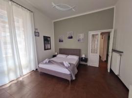 La casa di Pepe - Appartamento centrale luminoso，位于热那亚的自助式住宿