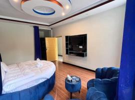 Chinar Resort neelum valley，位于Dānudra的酒店