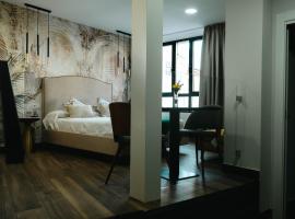 Apartamentos La Posada，位于科里亚的酒店